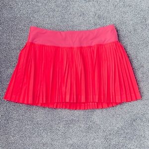 Lululemon sz. 6 pleated athletic skirt, coral